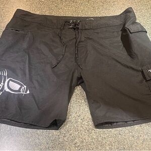 Tormenter Men's Black Board Shorts with Graphic Design size 42
